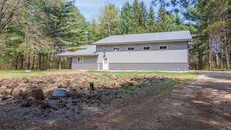 W10236 Buttercup Ave, Wautoma, WI 54982