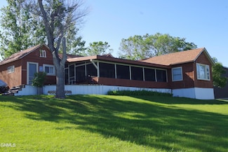 65 Cabin Area 3, Glen Ullin, ND 58631