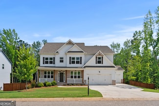 8225 Crooked Creek Dr, Cumming, GA 30028