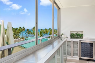 2500 Kalakaua Ave Unit 504, Honolulu, HI 96815