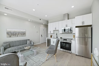 2213 M St NE Unit 5, Washington, DC 20002