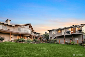 6503 113th Ave NE, Kirkland, WA 98033