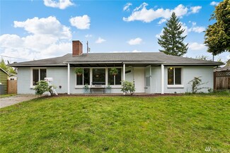 15517 10th Ave NE, Shoreline, WA 98155