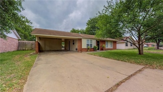 1108 Forest Glen Ct, Bryan, TX 77803