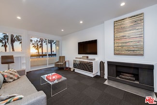 2221 Ocean Ave Unit 205, Santa Monica, CA 90405