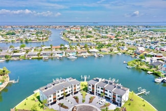 772 Gran Kaymen Way, Apollo Beach, FL 33572