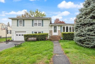 20 Linda Ave, Methuen, MA 01844