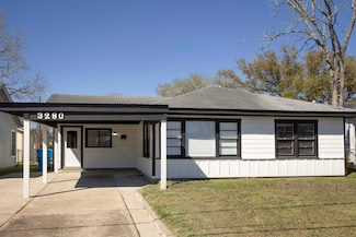 3280 Cartwright St, Beaumont, TX 77701