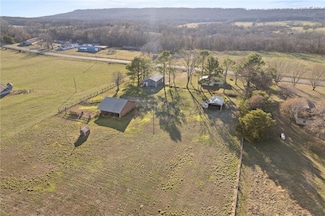 16932 Arkansas 59, Lincoln, AR 72744
