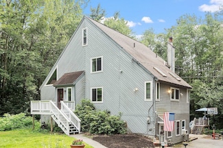 19 Tempo Dr, Danville, NH 03819