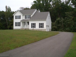 39 Keller Ave, Cookstown, NJ 08511