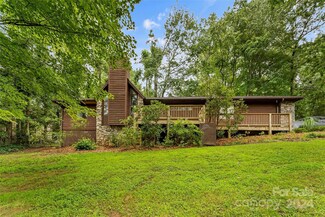 1 S Wildwood Ln, Fletcher, NC 28732