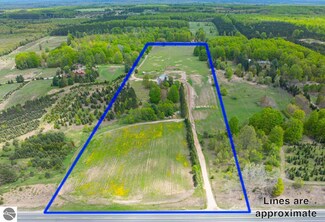 8281 Michigan 66, Fife Lake, MI 49633