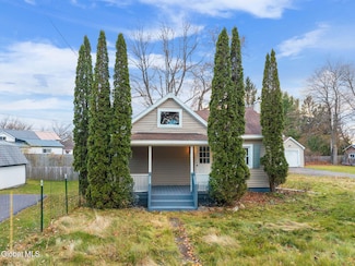 113 Mccaffrey Ave, Hagaman, NY 12086