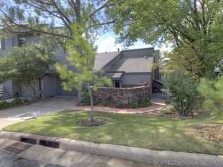 7424 S Winston Place Unit 703, Tulsa, OK 74136