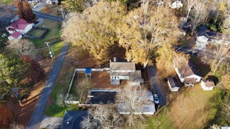 704 Garland Ferry Rd, Scottsboro, AL 35768