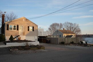 30 Stratford Rd, North Weymouth, MA 02191