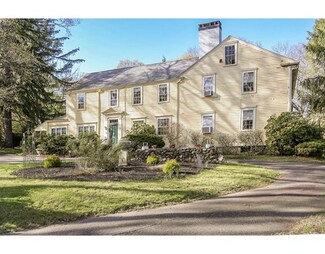 86 Mill St, Haverhill, MA 01830