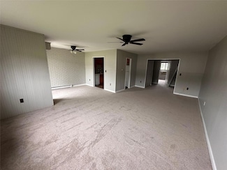 12 Scarborough Ln, Wappingers Falls, NY 12590
