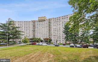 1111 University Blvd W Unit 909, Silver Spring, MD 20902