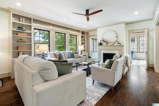 2719 Hanover Cir S, Birmingham, AL 35205
