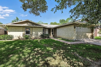 544 Auburn Dr, Lewisville, TX 75067