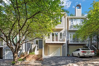 11127 Lakespray Way, Reston, VA 20191