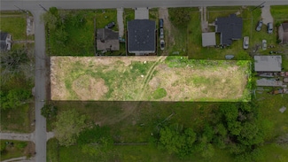 9514 Willow St, Houston, TX 77088