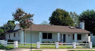 14259 Hatteras St, Van Nuys, CA 91401