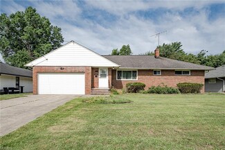 516 Jeannette Dr, Cleveland, OH 44143