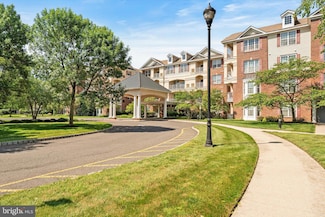1221 Colts Cir Unit Q, Lawrence Township, NJ 08648
