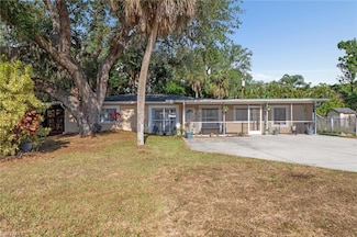 1119 Travis Ave, North Fort Myers, FL 33903