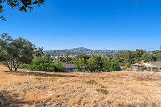 9526 Upland St Unit 140, Spring Valley, CA 91977