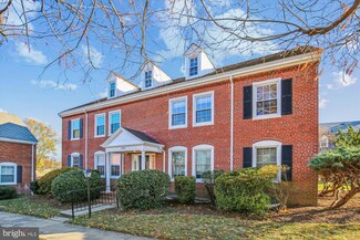 3329 S Wakefield St Unit B2, Arlington, VA 22206