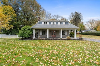 6073 Chapel Rd, Madison, OH 44057