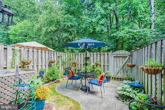 6072 Old Landing Way Unit 48, Burke, VA 22015