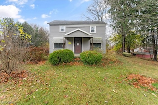 5230 State Route 7, New Waterford, OH 44445