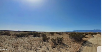 21000 E Avenue M-12, Lake Los Angeles, CA 93535