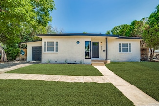 833 Dakota St, San Antonio, TX 78203