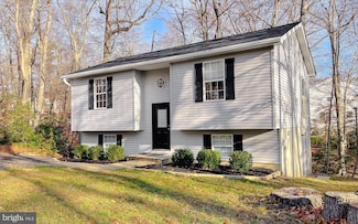 578 Durango Ln, Lusby, MD 20657