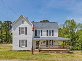 400 N 14th St, Erwin, NC 28339