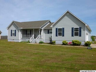 1385 Swearengin Rd, Grant, AL 35747