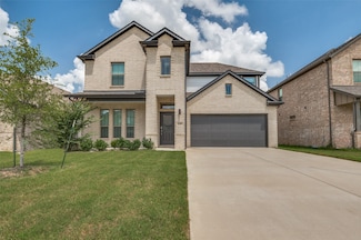 640 Olympic Way, Red Oak, TX 75154
