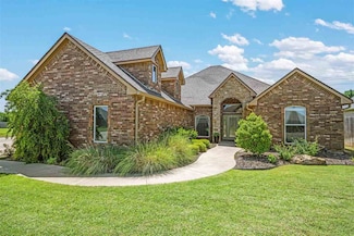 702 NW Blackstone Trail, Lawton, OK 73505
