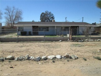 13464 Mohawk Rd, Apple Valley, CA 92308