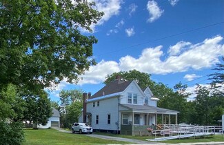 45 Park Ave, Claremont, NH 03743