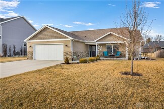 2735 Douglas Dr, Troy, OH 45373