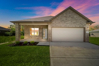 7714 N Howton St, Houston, TX 77028