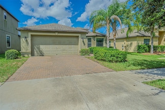 10115 Count Fleet Dr, Ruskin, FL 33573