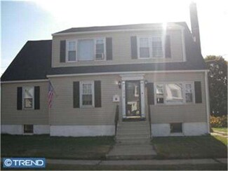 328 E 6th St, Florence, NJ 08518